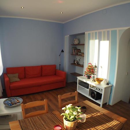 Cosy Appartment W/ Terrace In The Old City Centre Малага Экстерьер фото